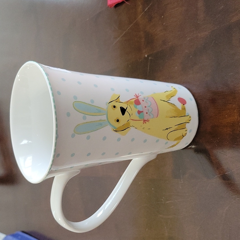 Cute 16 oz.  Porcelain Coffee mug.